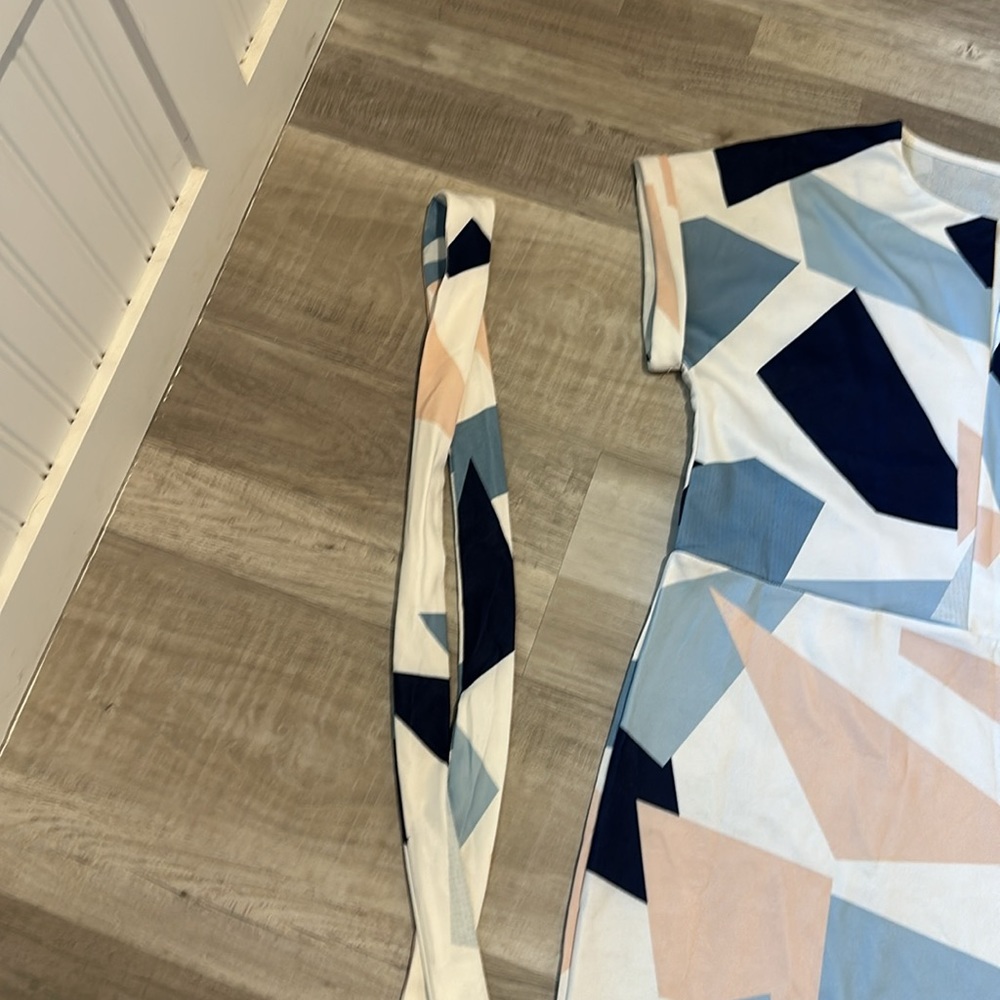 Pattern Dress - Picture 3 of 3